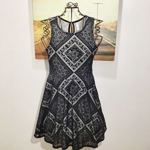 Black Lace Overlay Sleeveless Dress S